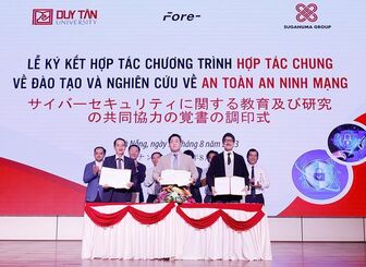 40 sinh viên Đại học Duy Tân được trả 400 - 800 USD/tháng qua hợp tác với Fore