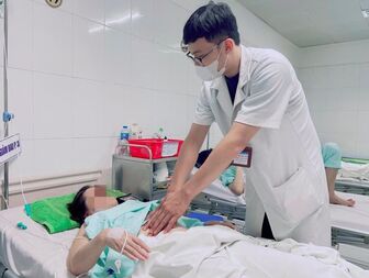 Đi 3 viện mới tìm ra thủ phạm gây đau dạ dày, là thói quen nhiều người Việt mắc