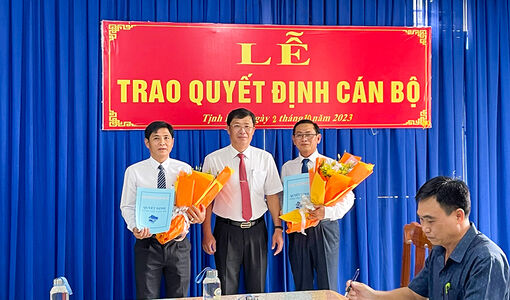 Ông Võ Văn Khởi giữ chức vụ Trưởng phòng Tài chính - Kế hoạch TX. Tịnh Biên