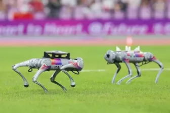 Độc đáo chó robot Trung Quốc xuất hiện giữa sân đấu ASIAD 19
