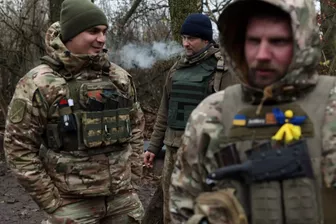 Xung đột Ukraine bước vào mùa đông thứ 2, binh sĩ khổ sở vì nạn chuột và giá rét