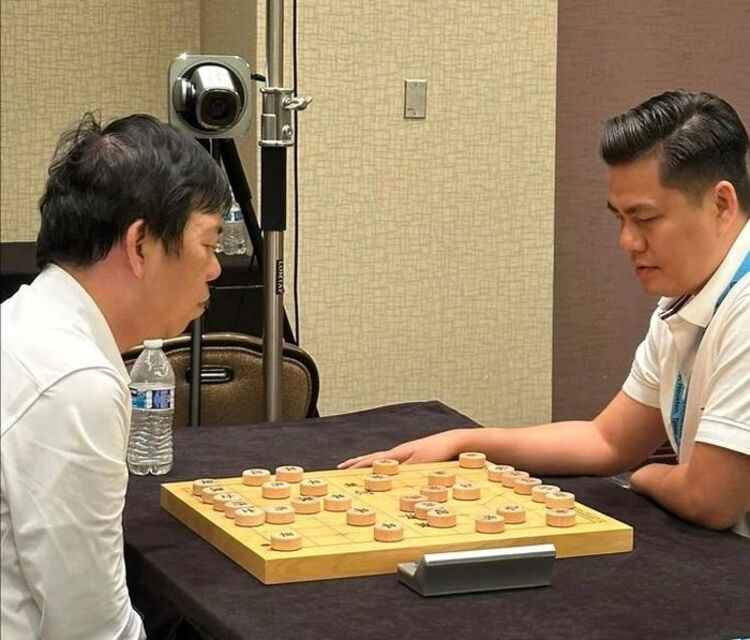 賴麗黃 (Lai Ly Huynh) 榮獲快棋世界金牌