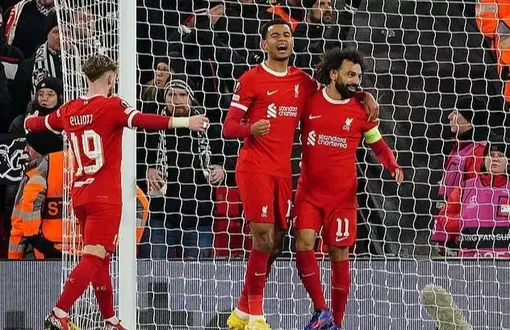 Salah ghi bàn thắng thứ 199, Liverpool vượt vòng bảng Europa League