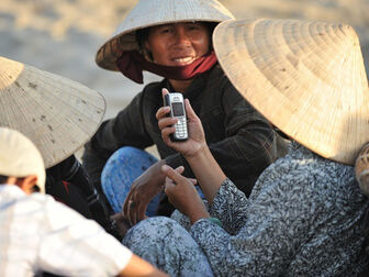 Vì sao Việt Nam chọn tắt sóng 2G?