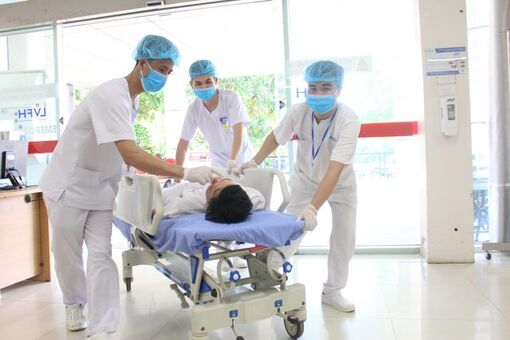 'Cải cách việc cấp giấy chuyển tuyến có hạn 1 năm cho một số bệnh'
